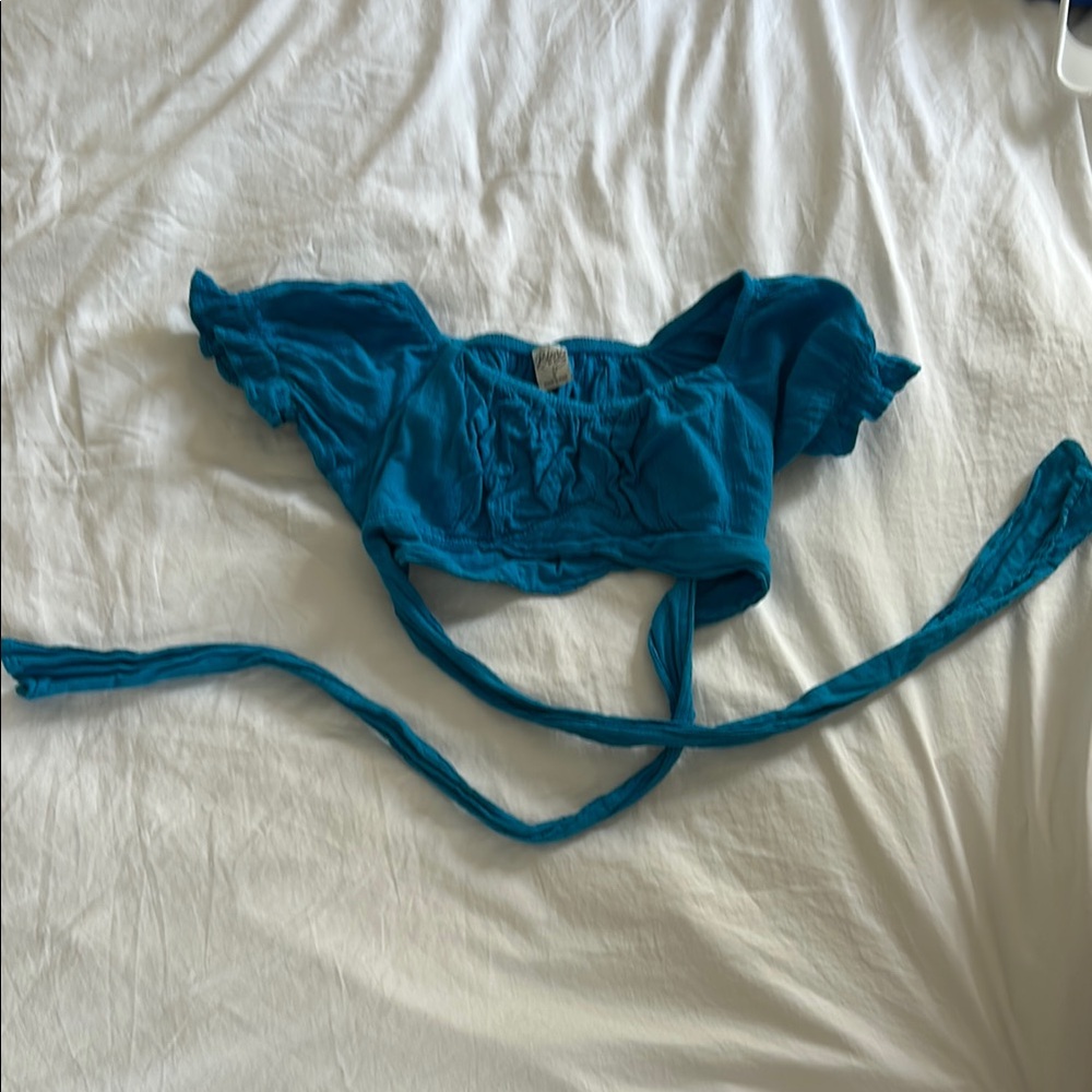 lululemon athletica Blue Crop Top